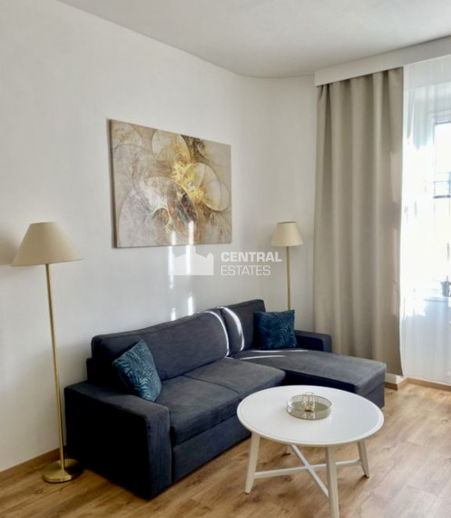 Kompletne zrekonštruovaný 2- izbový byt na prenájom v Starom meste