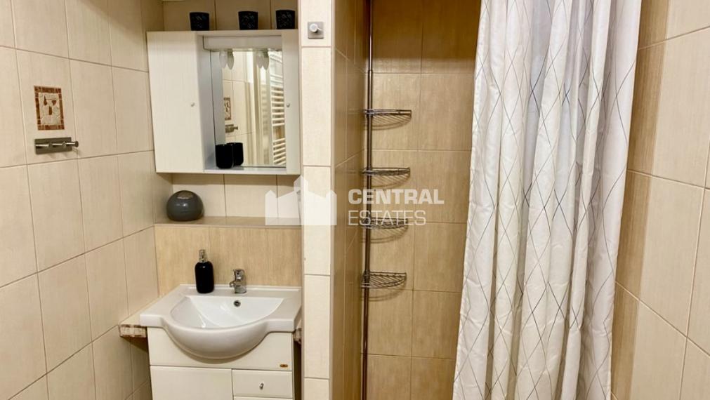 Kompletne zrekonštruovaný 2- izbový byt na prenájom v Starom meste