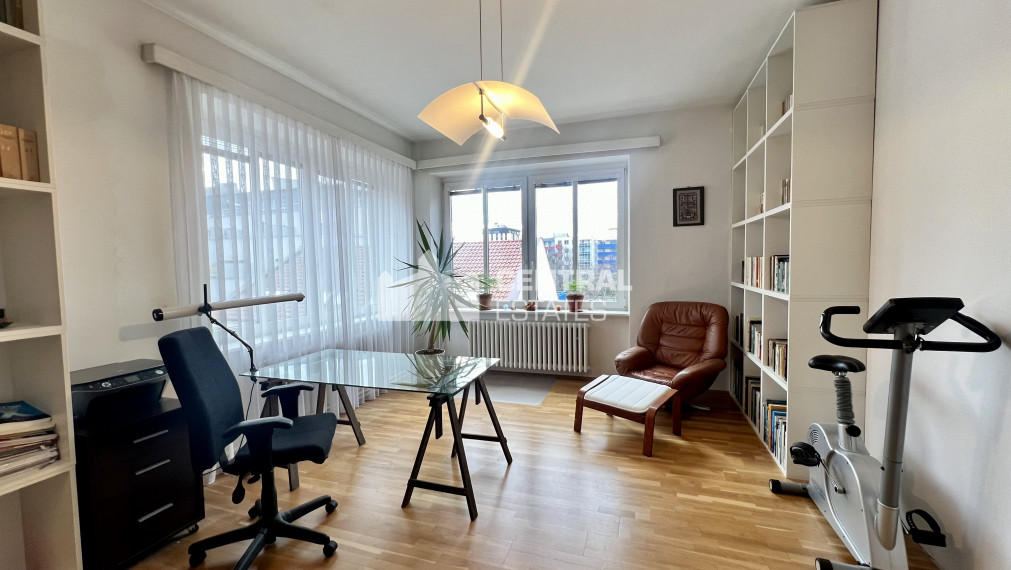 Staromestský 3- izbový byt s balkónom na prenájom v Starom meste