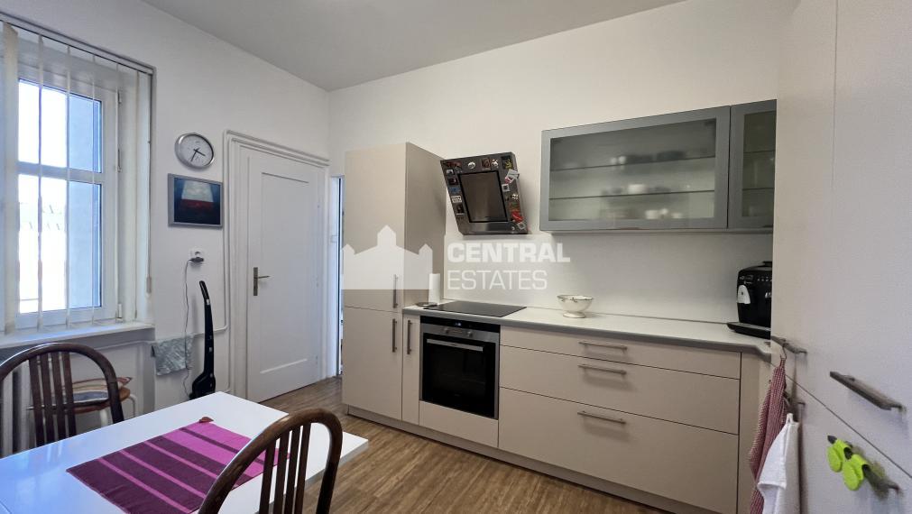 Staromestský 3- izbový byt s balkónom na prenájom v Starom meste