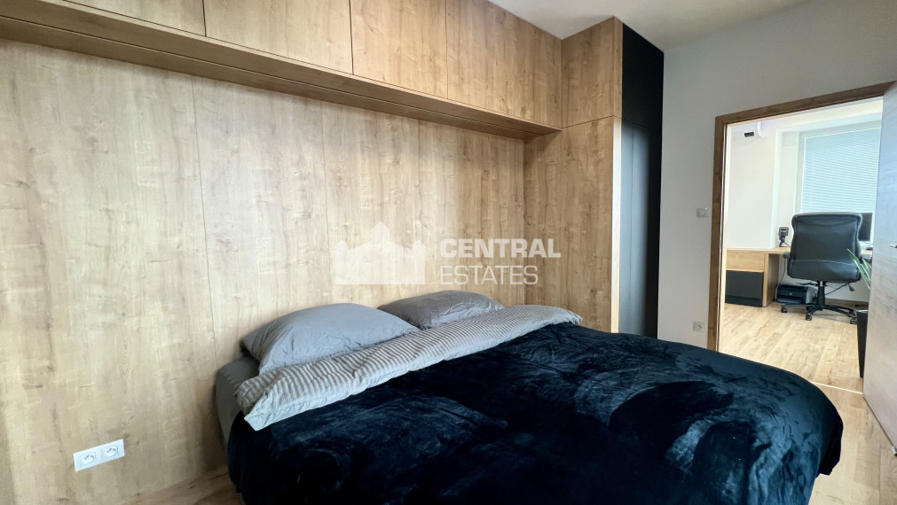 Luxusný 2- izbový byt v novostavbe Premiére s terasou na prenájom v Starom meste