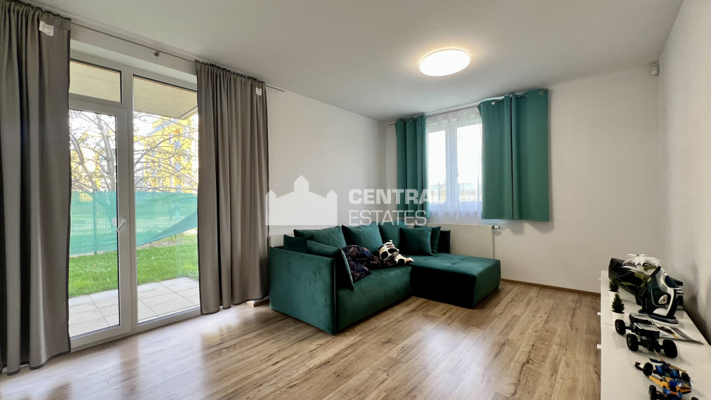 Moderný 3- izbový byt v novostavbe so záhradou a parkovaním na prenájom v Devínskej Novej Vsi