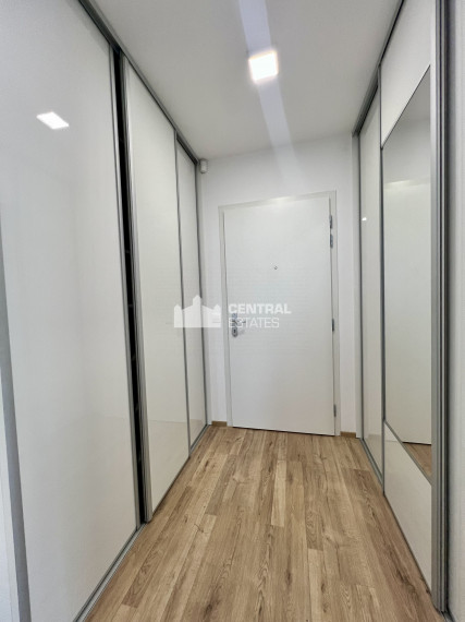 Moderný 3- izbový byt v novostavbe so záhradou a parkovaním na prenájom v Devínskej Novej Vsi