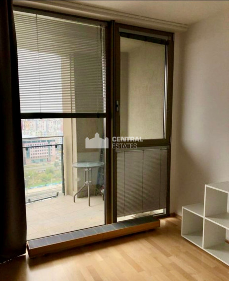 Priestranný 3- izbový byt v novostavbe s lodžiou na prenájom v Petržalke