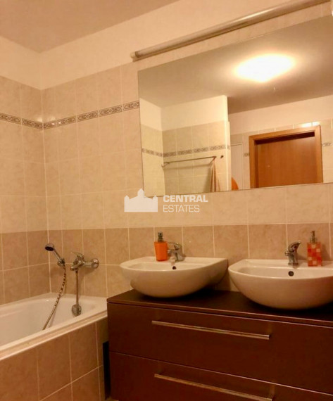 Priestranný 3- izbový byt v novostavbe s lodžiou na prenájom v Petržalke