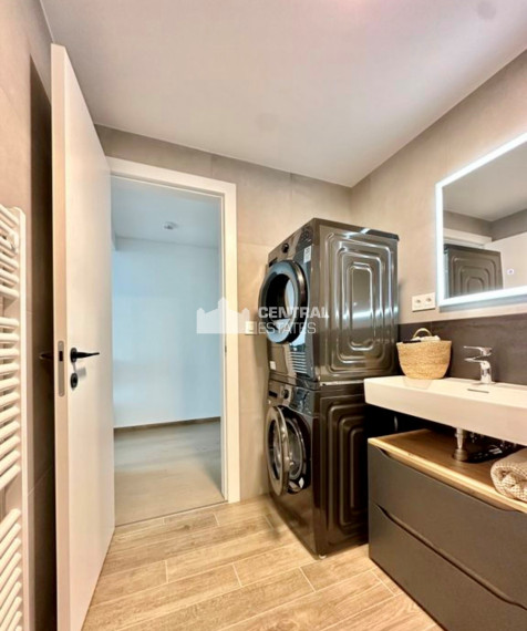 Krásny 2- izbový byt v novostavbe s lodžiou parkovaním na prenájom v Starom meste