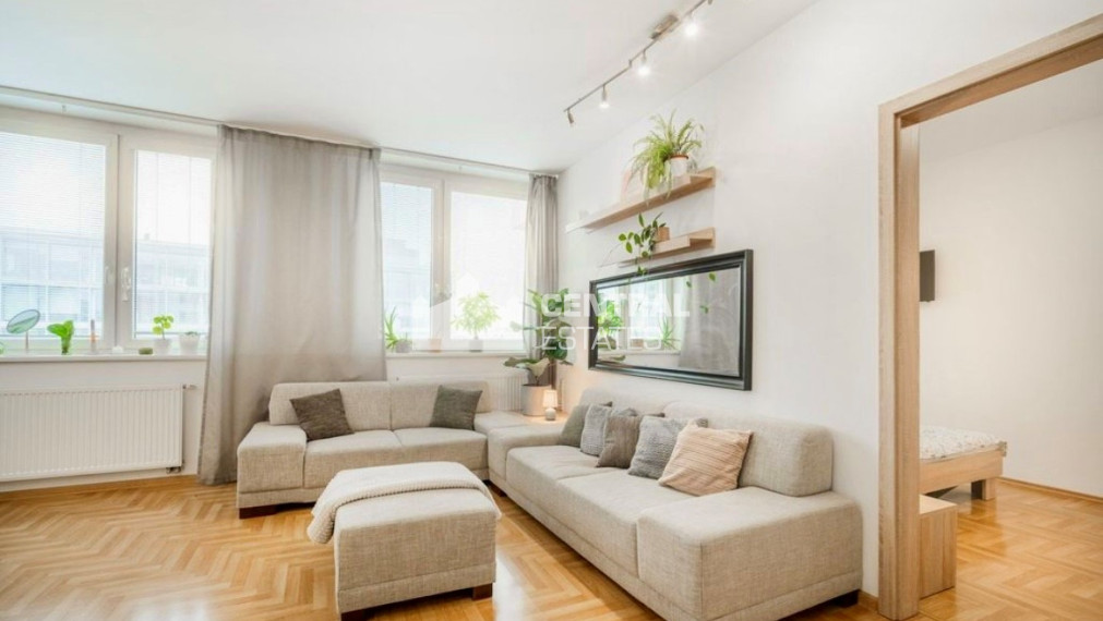 Krásny 2- izbový byt v novostavbe s balkónom na prenájom v Novom meste