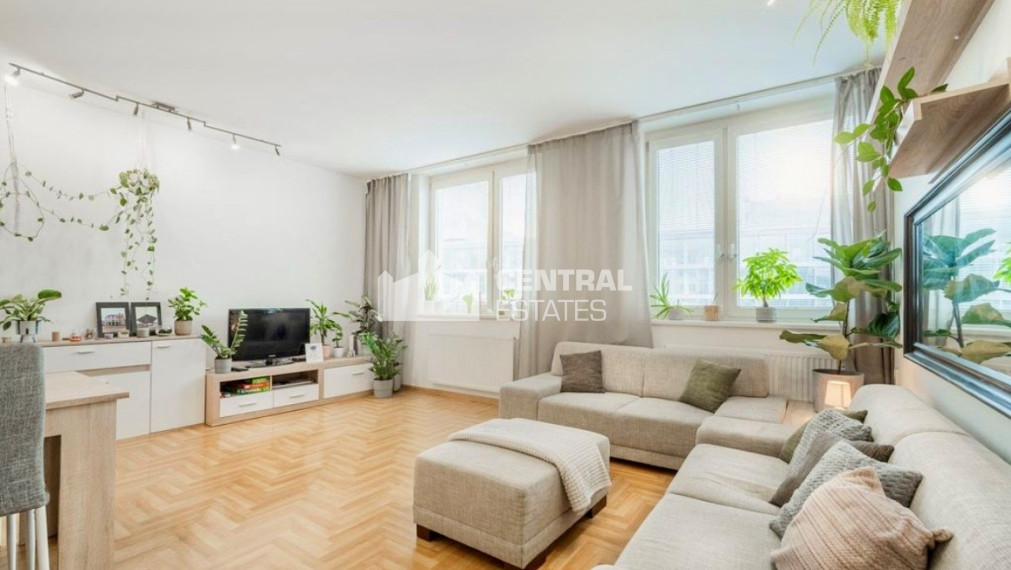 Krásny 2- izbový byt v novostavbe s balkónom na prenájom v Novom meste