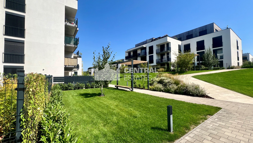 Exkluzívny 4i byt v novostavbe s terasou a parkovaním na prenájom v Záhorskej Bystrici