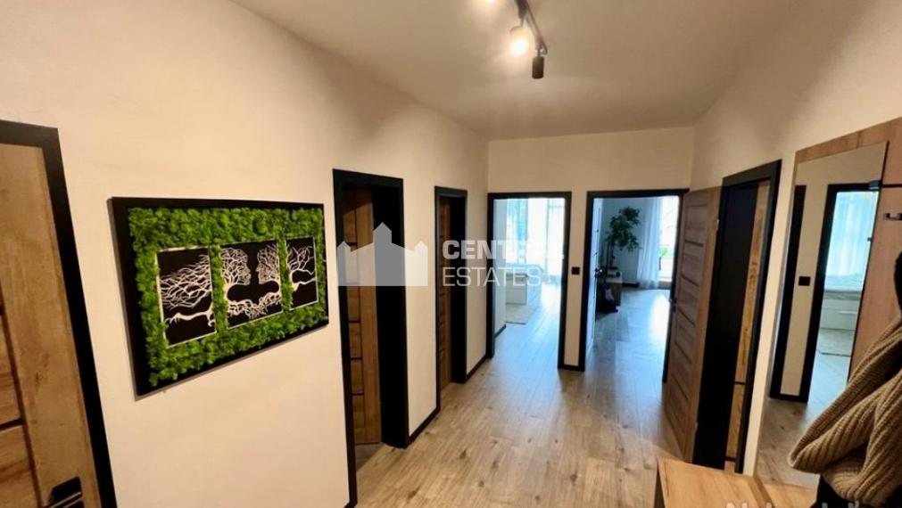 Priestranný 3- izbový byt v novostavbe s terasou na prenájom v Petržalke