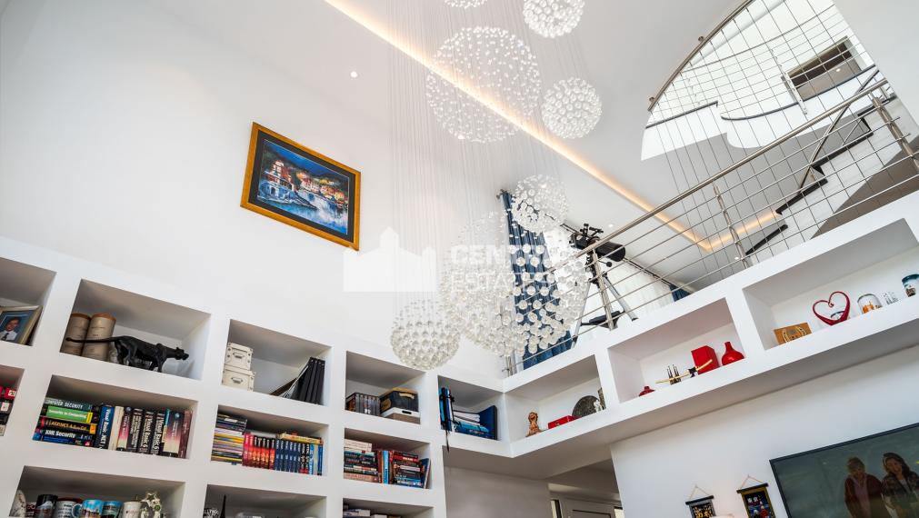 Prémiová 3- podlažná 6- izbová rodinná vila na prenájom v Záhorskej Bystrici