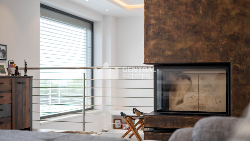 Prémiová 3- podlažná 6- izbová rodinná vila na prenájom v Záhorskej Bystrici