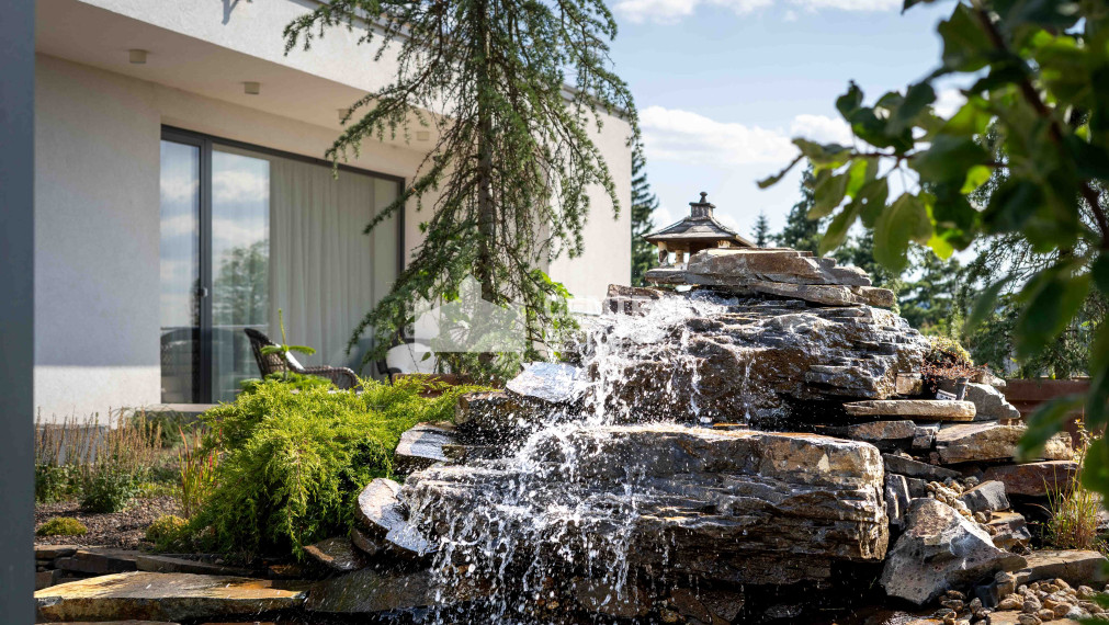 Prémiová 3- podlažná 6- izbová rodinná vila na prenájom v Záhorskej Bystrici