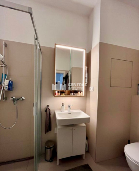 Moderný 1,5- izbový byt v novostavbe s predzáhradkou na predaj v Petržalke