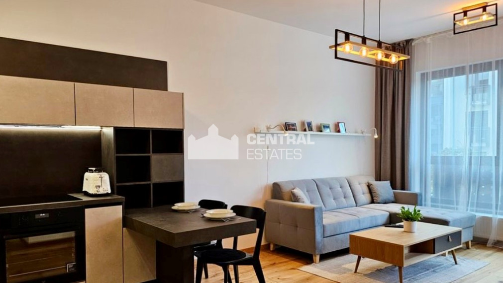 Moderný 2- izbový byt s terasou a parkovaním na prenájom v Starom meste