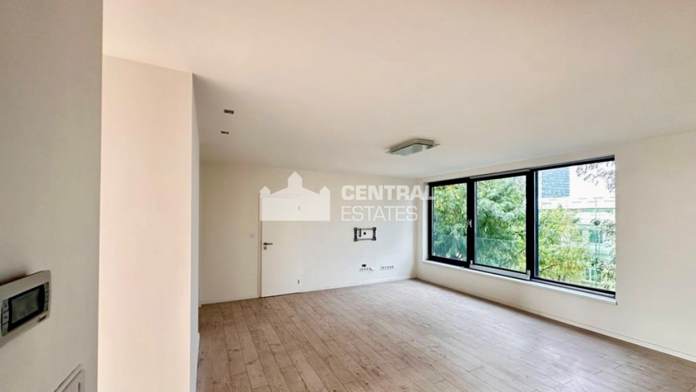 Slnečný 4- izbový byt v novostavbe s veľkou terasou na prenájom v Ružinove