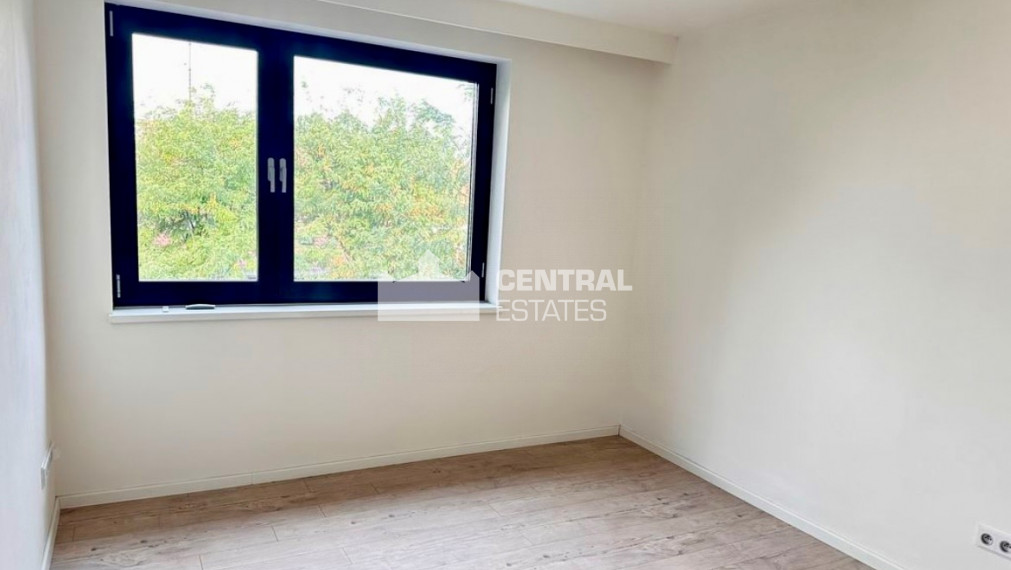 Slnečný 4- izbový byt v novostavbe s veľkou terasou na prenájom v Ružinove