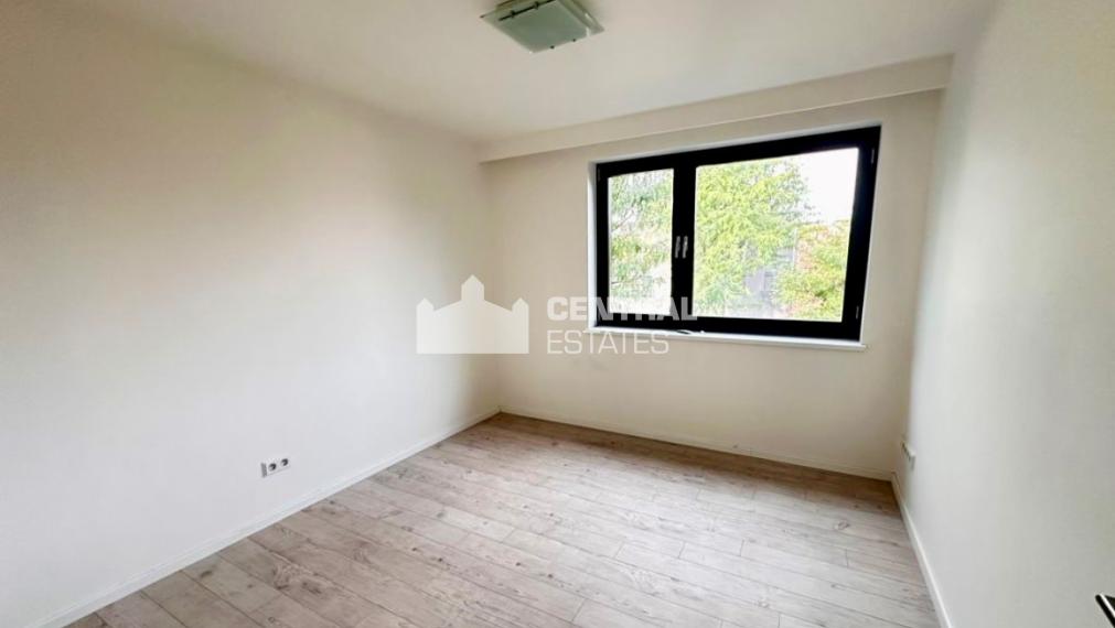 Slnečný 4- izbový byt v novostavbe s veľkou terasou na prenájom v Ružinove