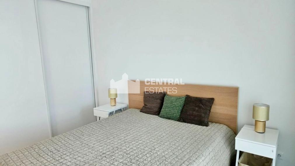 Útulný 2- izbový byt v novostavbe Skypark s loggiou na prenájom v Starom meste