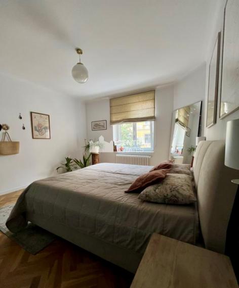 Kompletne zrekonštruovaný 3- izbový byt na prenájom v Starom meste