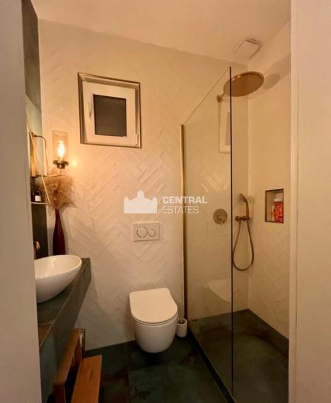 Kompletne zrekonštruovaný 3- izbový byt na prenájom v Starom meste