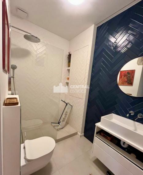 Kompletne zrekonštruovaný 3- izbový byt na prenájom v Starom meste