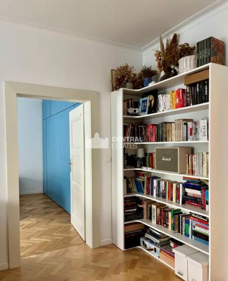 Kompletne zrekonštruovaný 3- izbový byt na prenájom v Starom meste