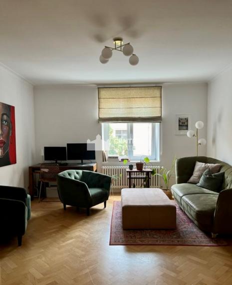 Kompletne zrekonštruovaný 3- izbový byt na prenájom v Starom meste