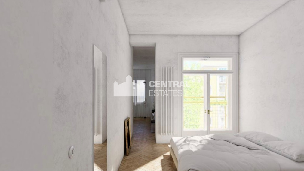 Kompletne zrekonštruovaný 3- izbový byt s balkónom na prenájom v Starom meste