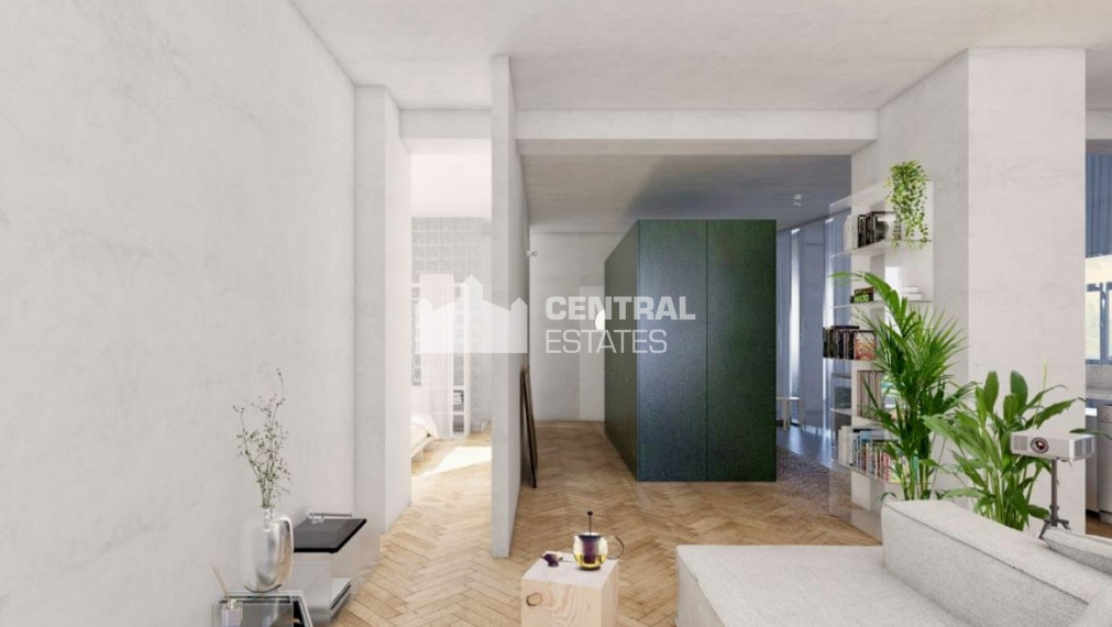 Kompletne zrekonštruovaný 3- izbový byt s balkónom na prenájom v Starom meste