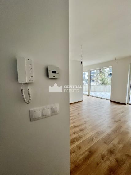 Krásny 3- izbový byt v novostavbe s terasou a parkovaním na predaj v Rovinke