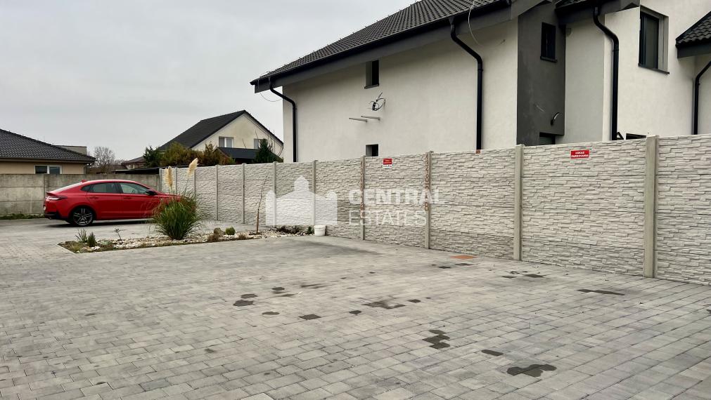 2- izbový byt v novostavbe, 47 m2 predzáhradka, parkovanie