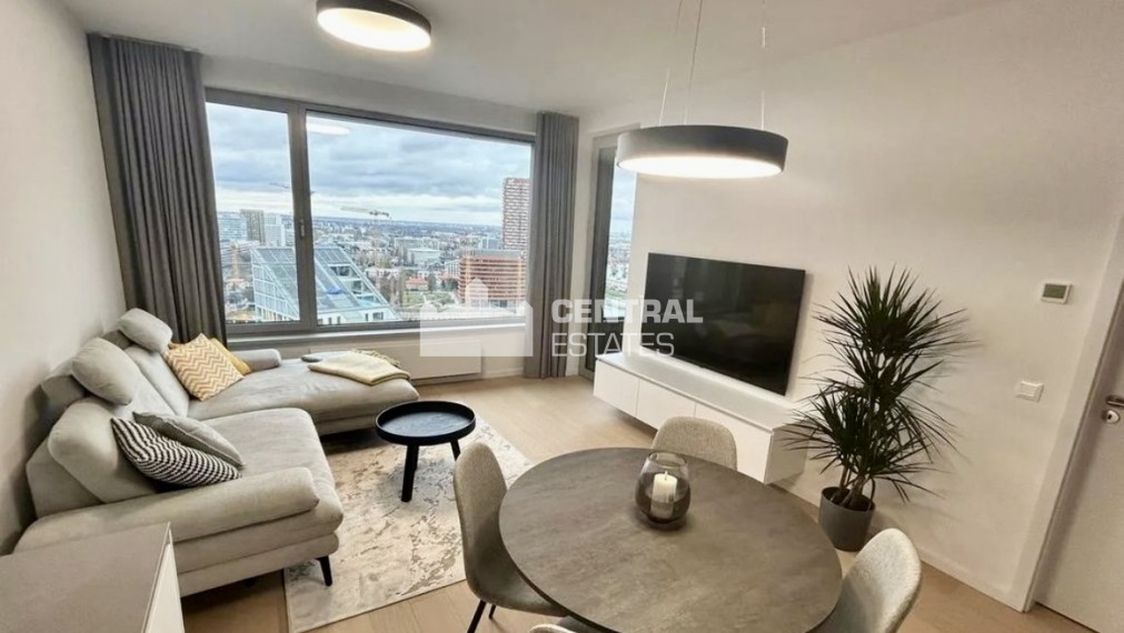 Krásny 2- izbový byt v novostavbe Skypark s lodžiou na prenájom v Starom meste