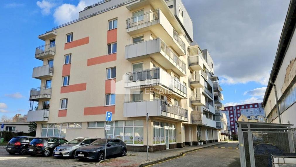 Priestranný 2-izbový byt v novostavbe s lodžiou na predaj v Podunajských Biskupiciach PREDANÝ