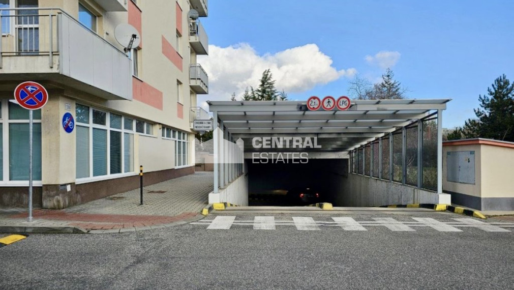 Priestranný 2-izbový byt v novostavbe s lodžiou na predaj v Podunajských Biskupiciach PREDANÝ