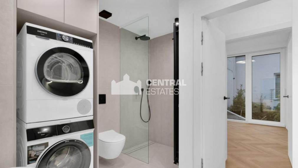 Prémiový 4- izbový byt v novostavbe s terasou na prenájom v Novom meste