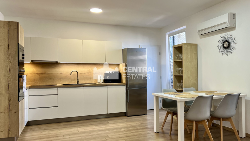 Veľmi pekný klimatizovaný 3- izbový byt v novostavbe s balkónom na predaj v Dunajskej Strede PREDANÝ