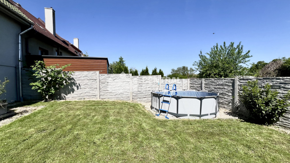 Dvojpodlažný 6- izbový rodinný dom so záhradou na predaj v Rajke