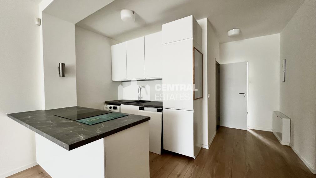 2- izbový byt v novostavbe s balkónom na predaj v Novom meste PREDANÝ