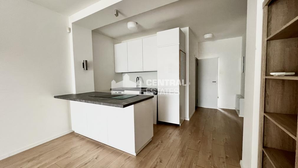 2- izbový byt v novostavbe s balkónom na predaj v Novom meste PREDANÝ