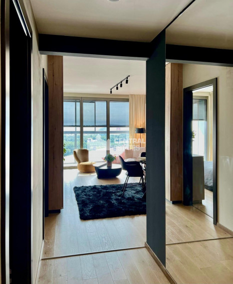 Nadštandardný 2-izbový byt v Eurovea tower na prenájom v Starom meste