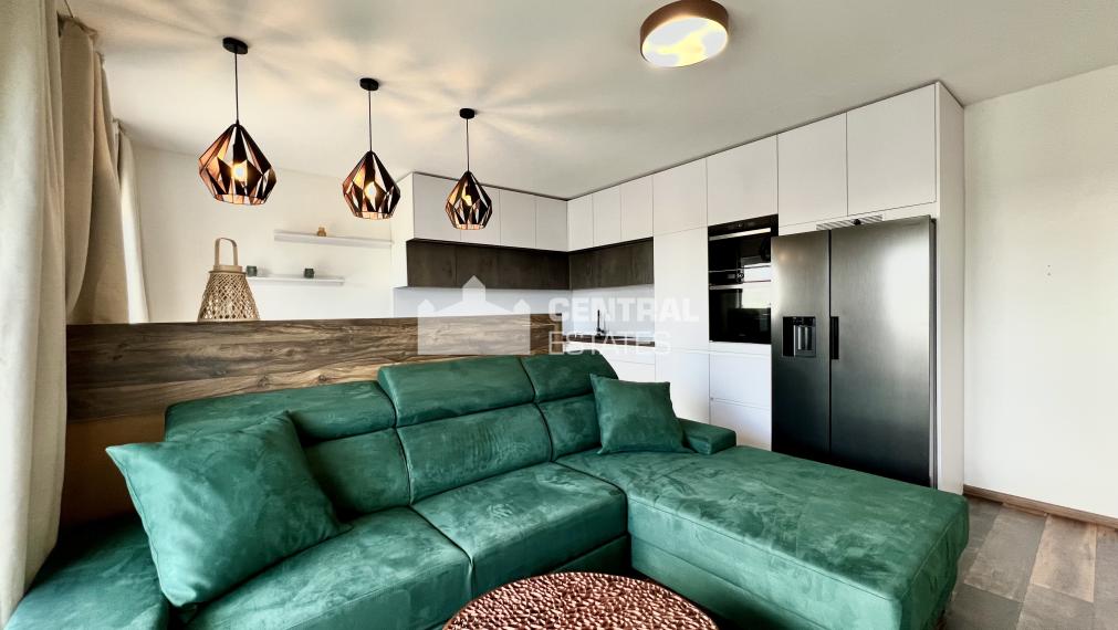 Modern 1-bedroom apartment with balcony and parking for sale in Rovinka