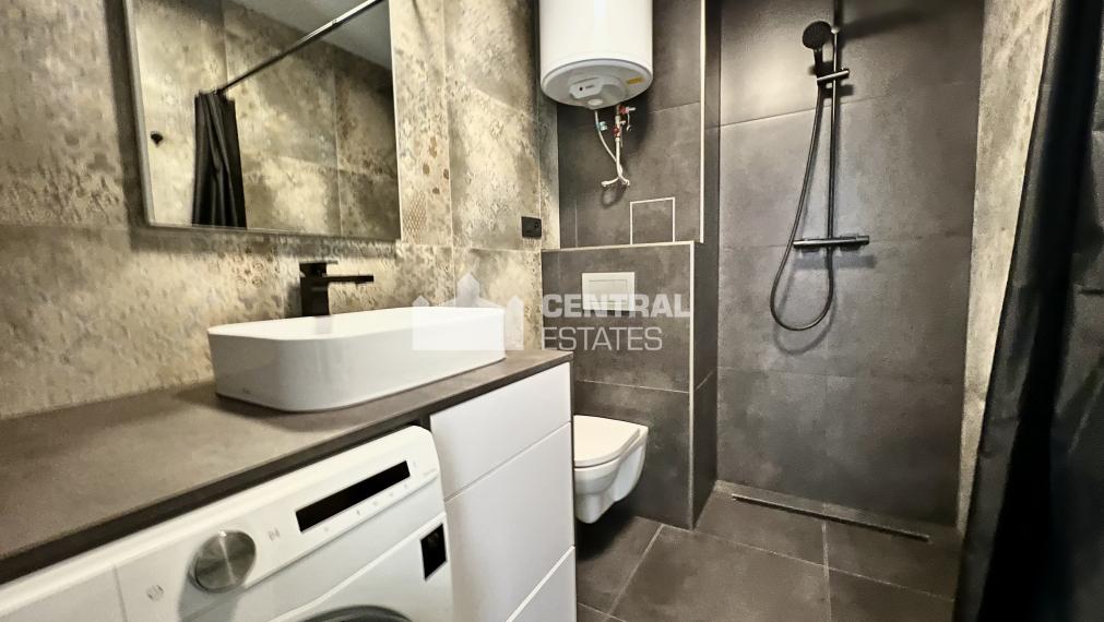 Modern 1-bedroom apartment with balcony and parking for sale in Rovinka