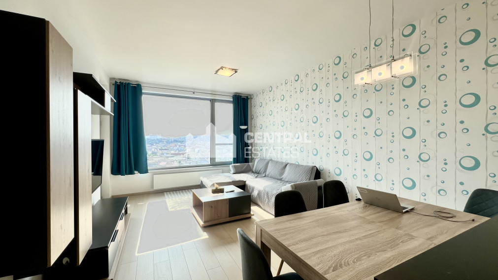 Priestranný nový 2i byt v jedinečnej novostavbe s lodžiou a parkovaním na prenájom v Starom meste