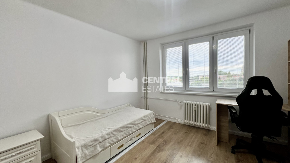 Kompletne zrekonštruovaný 3- izbový byt s lodžiou na predaj v Šamoríne PREDANÝ