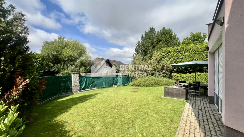 Spacious beautiful 4- bedroom family house with garden and garage for rent in Záhorská Bystrica