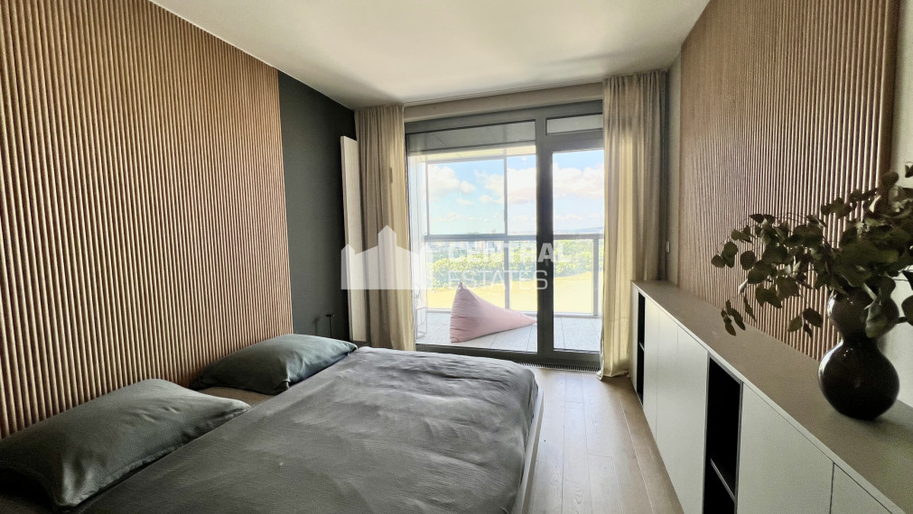 Nadštandardný 2-izbový byt v Eurovea tower na prenájom v Starom meste