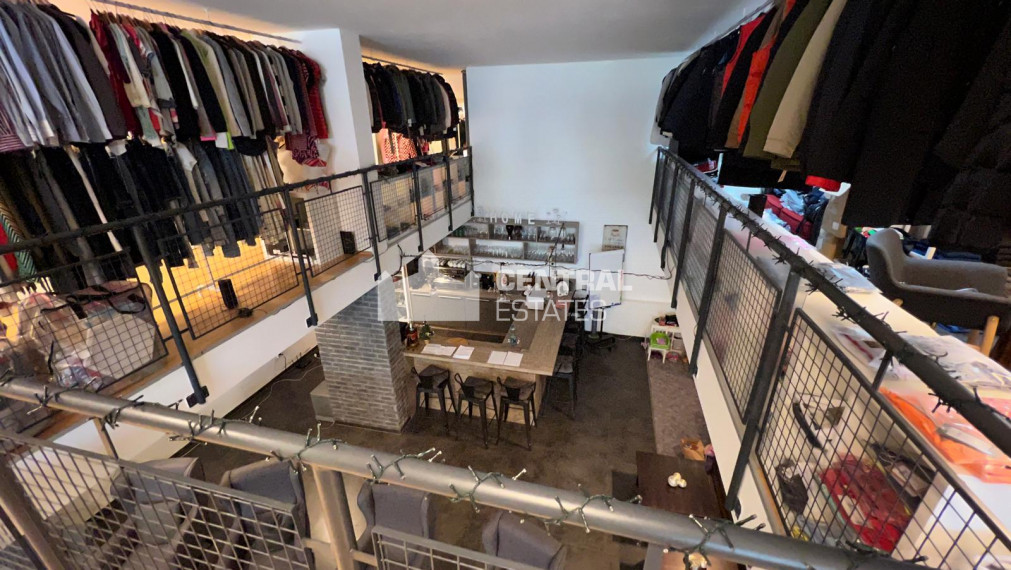 Spacious commercial space 270m2 for rent Karlova Ves