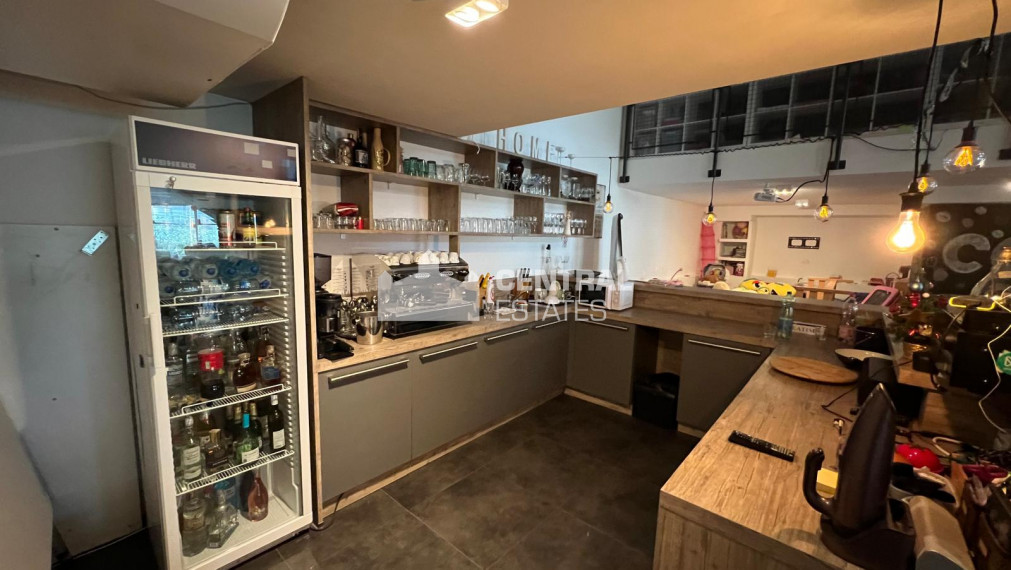 Spacious commercial space 270m2 for rent Karlova Ves