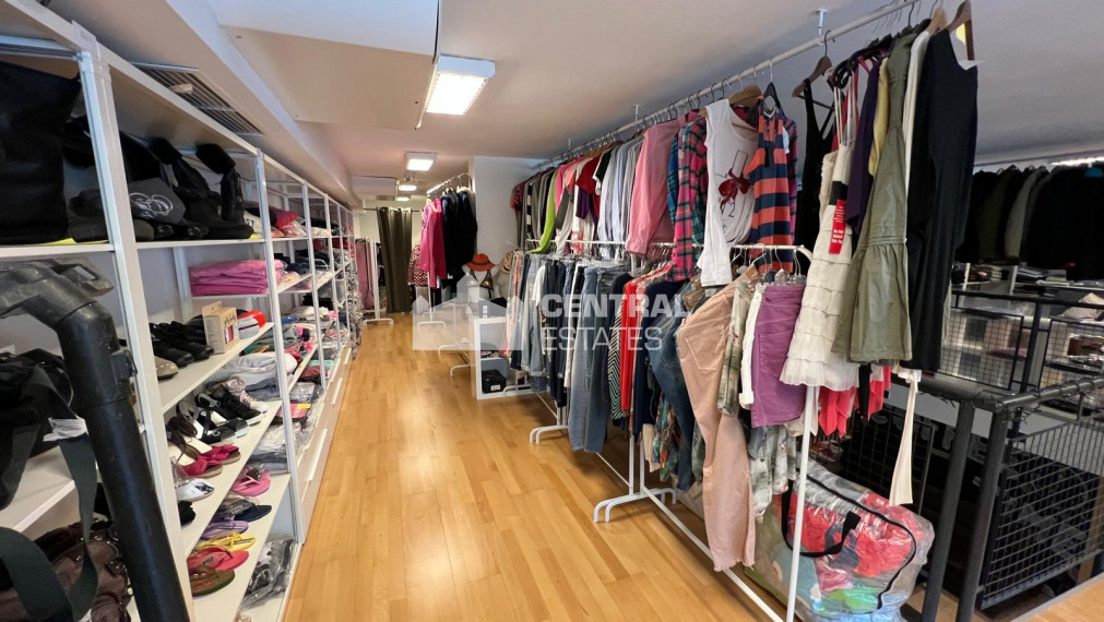 Spacious commercial space 270m2 for rent Karlova Ves